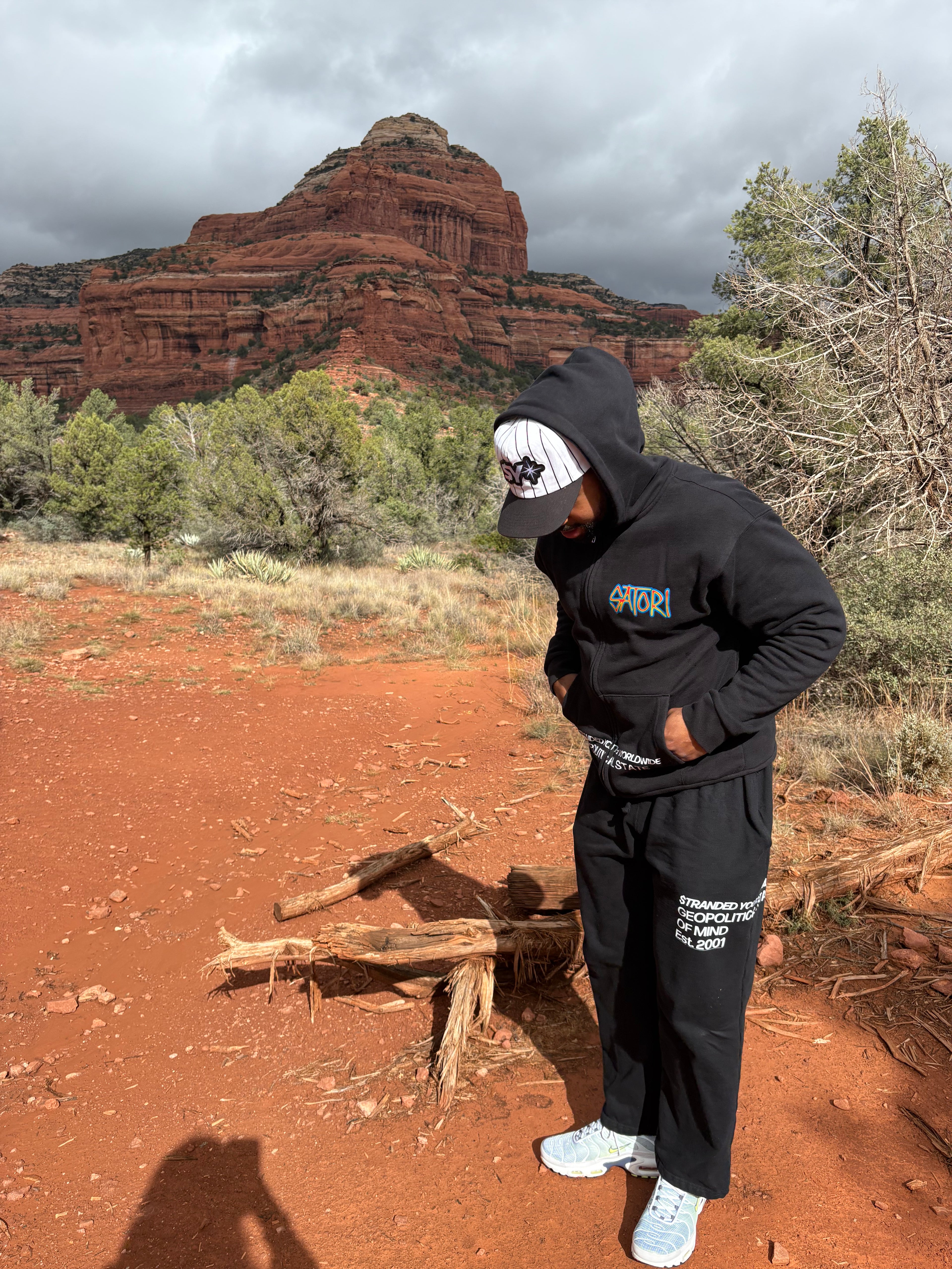 Satori “State of Mind” Zip-Up Hoodie – Black