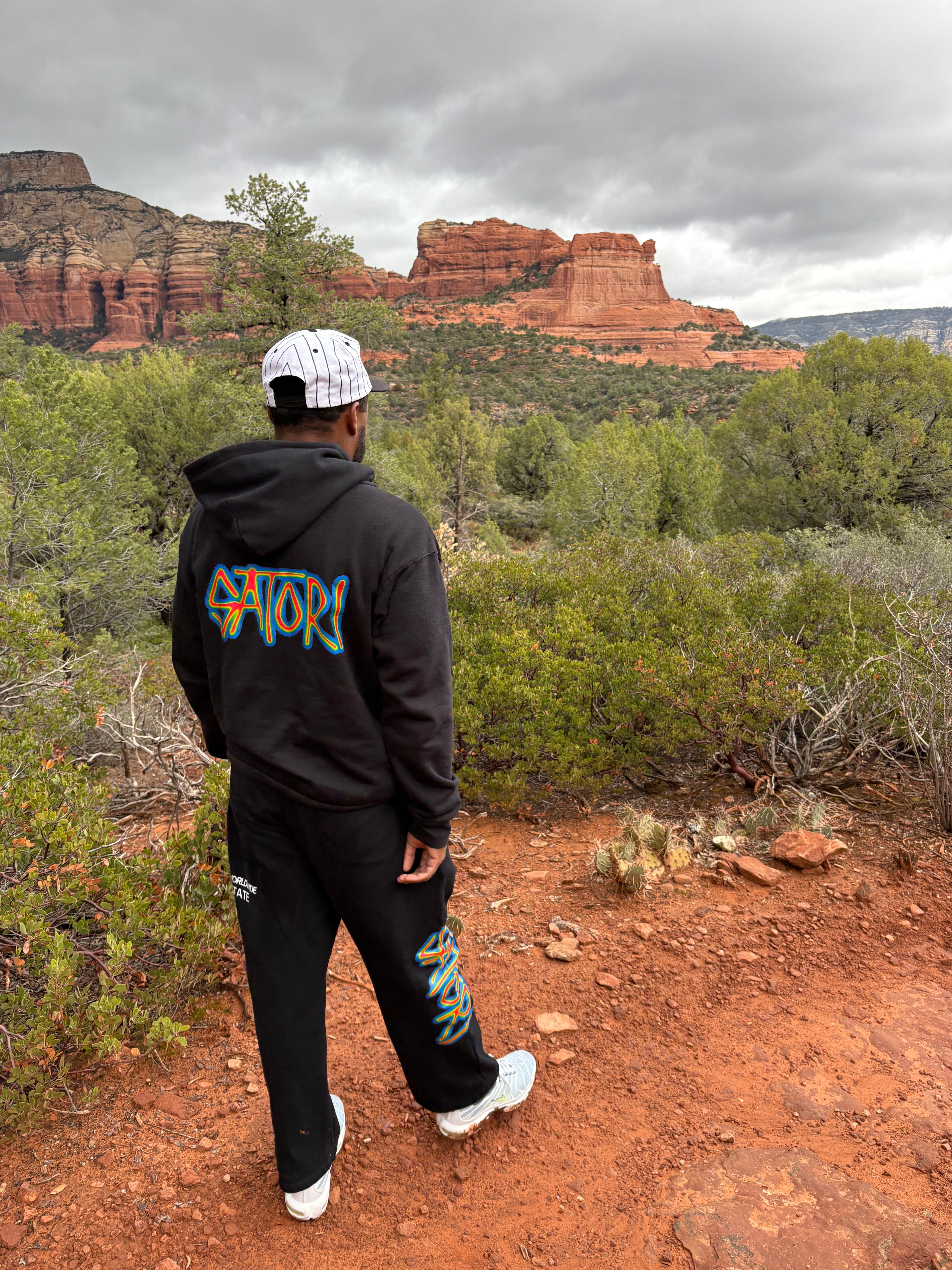 Satori “State of Mind” Zip-Up Hoodie – Black